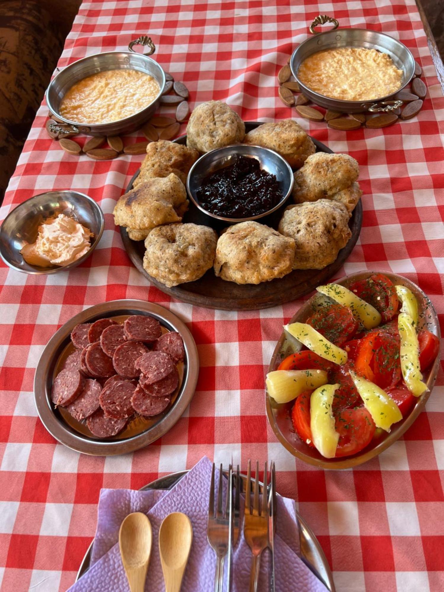Kod Kapetana Tea Bed and Breakfast Gornji Lukomir Esterno foto