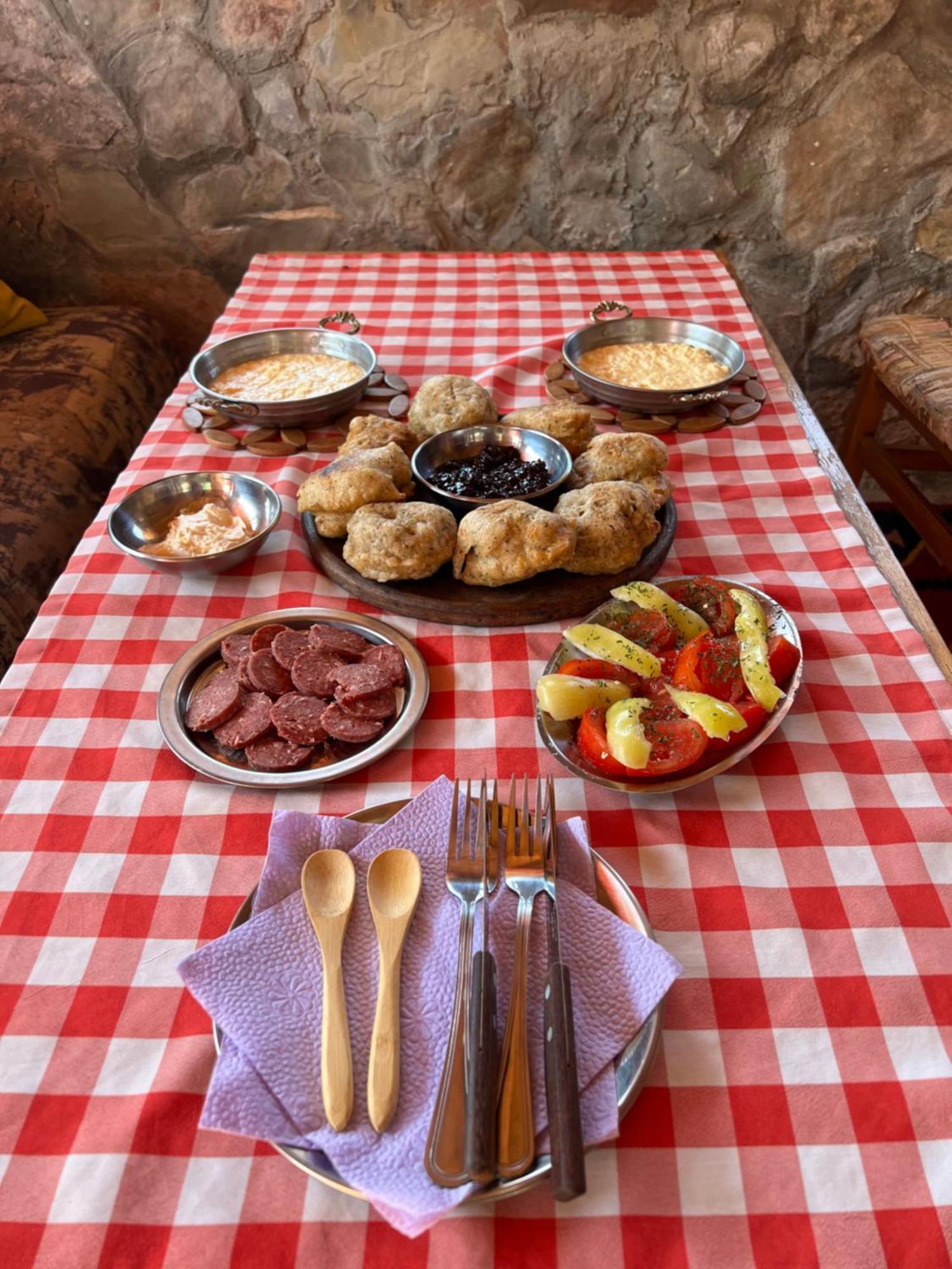Kod Kapetana Tea Bed and Breakfast Gornji Lukomir Esterno foto